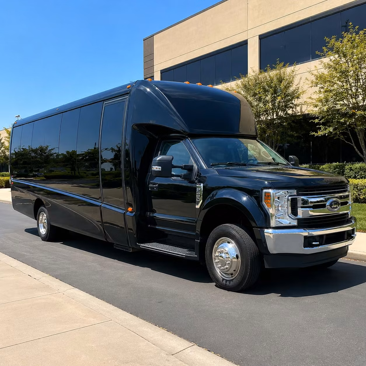 15 passenger minibus