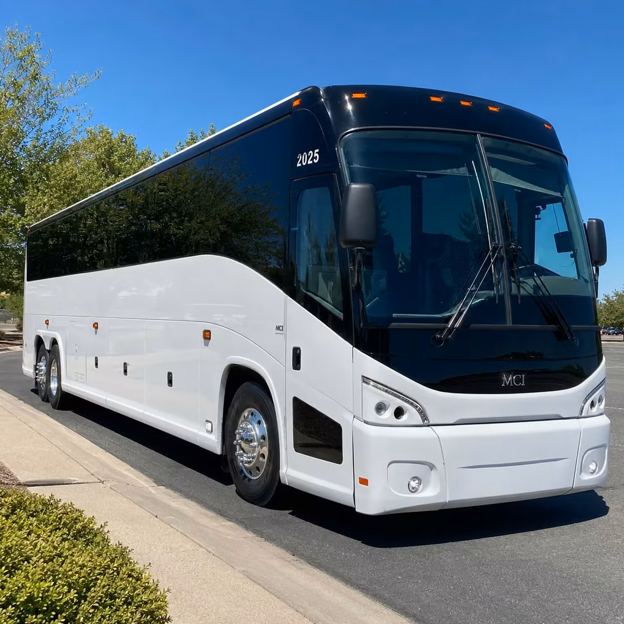 multi day charter bus rentals for queen creek sports teams tournament travel