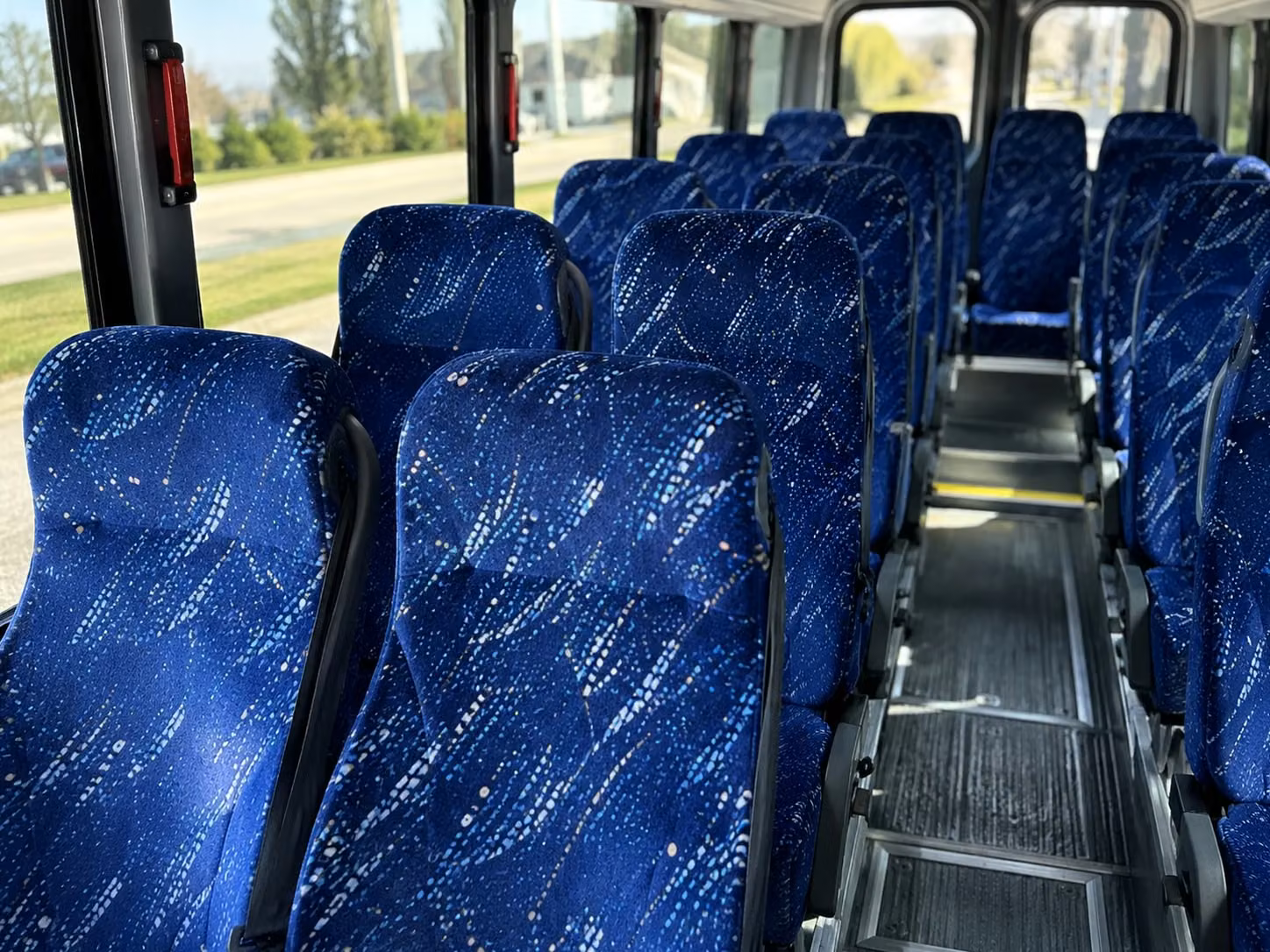 queen creek 18 passenger minibus rental